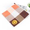 Venta al por mayor de fábrica toalla cuadrada 35*35 suave absorbente engrosada toalla pequeña puesto cuadrado supermercado toalla para babas