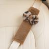 Bonita hombrera para cinturón de seguridad de coche, de peluche, antifricción, para las cuatro estaciones, GM