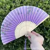 Leque Dobrável Estilo Antigo Transfronteiriço para o Verão, Estilo Chinês, Hanfu, Cheongsam, Leque Pequeno Dobrável de Bambu Portátil para Mulheres