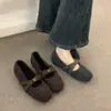 Zapatos Planos Marrones Elegantes de Piel Sintética para Mujer, Temporada Otoño e Invierno 2025, Zapatos de Algodón Forrados de Felpa, Zapatos de Punta Redonda Estilo Birkenstock