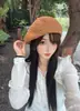 Boina de punto calado para mujer 2026 estilo nuevo circunferencia de cabeza grande hace que la cara se vea más pequeña sombrero de pintor tejido de paja sombrero fino de verano