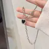 Collar de Acero de Titanio Corazón Negro Cadena para Clavícula Nicho Versátil Engarzado de Clip de Papel Gargantilla Dulce Fresca Accesorios Lujo Ligero Venta al por Mayor