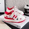 Tênis Cartoon Vermelho Ano Novo e Natal Infantil Modelo Outono 2025 para Crianças Maiores Sapatos Esportivos Gato Kt Sapatos Casuais para Meninas