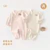 Macacão de Bebê Recém-Nascido para Primavera com Gola Volada e Acabamento em Renda, Macacão para Bebês de Primavera e Outono