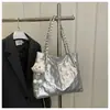 Bolsa de Ombro Tote Bolsa de Mão Estilo Ocidental Plissada Bordado com Fio Textura de Coração de Menina Laço Grande Capacidade Transfronteiriça 2025
