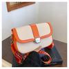Bolsa Cross-border feminina 2025 novo design de nicho moda bolsa de ombro na moda costura contraste cor bolsa de sela para viajante