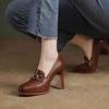 Tacón alto para mujer de plataforma con tacón grueso 2024 primavera nuevo retro británico casual boca media punta cuadrada estilo europeo y americano zapatos de una sola capa