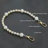Cadena para Teléfono Nueva Estilo Perla Sintética con Colgante de Corazón, Funda de Teléfono Corta Anticaída y Antiperdida con Fijación de Tornillo, Mayoreo