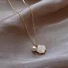Collar de Acero de Titanio Ladrillo de Oro para Mujer Lujo Ligero Alto Sentido del Diseño Cadena Dorada de Clavícula Nicho Cadena de Lana de Moda 2025 Nuevo