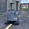 Barredora de Conducción Tres Cepillos Alta Eficiencia Ahorro de Tiempo Ahorro de Mano de Obra Uso en Múltiples Escenas Exteriores Operación Inteligente Automática