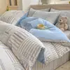 Juego de Ropa de Cama de Algodón Puro de Cuatro Piezas Nuevo 2026 Ropa de Cama de Dibujos Animados Sábana de Dormitorio Funda de Edredón Juego de Tres Piezas Universal para Todas las Estaciones
