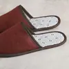 Chinelos Descartáveis Star Hotel, Tecido de Pelúcia Quente, Estilo Antiderrapante, Adequado para Pousadas, Viagens e Hotelaria, Atacado para o Inverno