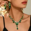 Colar e Brinco Super Brilhantes em Formato de Gota d'Água com Franja Totalmente Cravejados em Diamante para Mulheres, Acessório de Corrente para Clavícula com Design de Nicho de Luxo Leve Estilo Palaciano