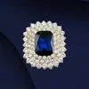 Broche Cuadrado Retro Europeo y Americano, Broche Cristalino Simple Femenino de Alta Gama, Accesorios de Pin de Diseño de Nicho para Traje
