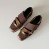 Zapatos de Ballet Deportivos de Nicho Estilo Coreano para Mujer, Nuevo Modelo 2026, Zapatos Mary Jane Bajos de Punta Cuadrada con una Elegante Correa de Velcro