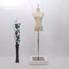 Maniquí de Tienda de Ropa Exhibición de Ventana Maniquí Femenino de Medio Cuerpo Accesorios Maniquí de Enseñanza Modelo de Exhibición para Ropa Femenina Busto Pequeño