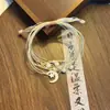 Popular Pulseira Galáxia com Tema de Flores Doces, com um Design Super Feérico e um Toque Floral Fresco, Perfeita como Presente para Sua Namorada ou Melhor Amiga