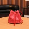 Bolsa de balde de PU com cordão simples de alta qualidade, bolsa de luxo leve de luxo de estilo coreano, bolsa crossbody feminina, bolsa de atacado