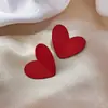 @Processando Item Brincos Coração Vermelho Coreanos Novo Estilo Simples e Elegante Retrô Celebridade da Internet Minimalista Estilo Ins Brincos de Tarraxa para Mulheres