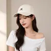 Boné de Baseball Retro Bordado de Nova Moda Estilo Coreano, Ampliado e Aprofundado para um Rosto Menor, Chapéu Casual Versátil para Casais