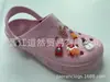 Venta al por mayor de fábrica de plástico de silicona para goteo, accesorios estándar para ropa, silicona estándar, dibujos animados lindos, goma suave de PVC, sello de goma