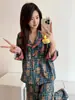 Pijama Infantil Tendência Urso Marrom Xadrez, Conjunto Cardigan com Gola de Renda para Primavera e Outono, Roupa de Dormir para Dormitório Estudantil