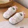 Zapatos para Niñas Pequeñas, Zapatos Funcionales, Antideslizantes, de 1 a 3 Años, Nuevo Estilo Primavera y Verano 2026, Malla de Dibujos Animados, Transpirables, Cómodos, Zapatos de Suela Suave