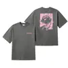 Camiseta Jolin Tsai Pleasure | Estampa Artística Rosa, um Item Tendência Essencial para Fãs