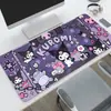 Alfombrilla de ratón linda, extragrande y engrosada, almohadilla para teclado de computadora de escritorio de oficina, alfombrilla de juego de e-sports Kuromi de anime al por mayor