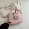 Bolso de Hombro Moderno de Verano para Mujer 2024 Nueva Llegada Novedoso Nicho Texturizado Bolso Baguette Francés Bolso de Hombro Cruzado Personalizado a la Moda