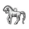 Colgante DIY de gran venta europeo y americano, pequeños accesorios, colgante de caballo de aleación de zinc vintage, collar hecho a mano, llavero, colgante de bolso.