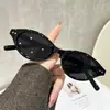 Armazón Ovalado para Gafas de Nerd para Mujer 2025 Nuevo Transfronterizo Celebridad de Internet Europea y Americana Gafas con Clavos de Arroz Armazón de Gafas de Moda Liso