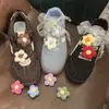 Nuevos Zapatos de Lana con Flores Abullonadas Lindas para Otoño e Invierno Cordones de Flores Hebillas Decorativas Zapatos Multicolores para Entrenamiento Moral Accesorios para Zapatos Deportivos