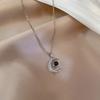 [Acero de titanio] Collar de "Te amo en cien idiomas" con proyección de luna para mujer, cadena de clavícula de Joker roja, cadena de acero de titanio.