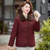 Chaqueta de Algodón Gruesa Cálida con Cuello de Lana de Cordero de Invierno para Mamá, Chaqueta de Algodón Pequeña de Moda Versátil para Mujeres de Mediana Edad y Mayores, Ropa de Abrigo