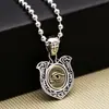 Atacado de fábrica pingente GU em prata de lei S925 com cobre incrustado Olho de Hórus masculino e feminino prata tailandesa com pequeno pingente de escudo compacto