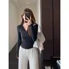 Elegante cuello en V, se puede usar solo o como capa base para abrigar y estilizar, top de camiseta de manga larga para mujer, Nuevo Otoño/Invierno 2026 H092407