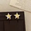 Pendientes Geométricos de Contraste Dorado y Plateado, Pendientes de Corazón con Patrón Elegante de Moda, Pendientes Diarios de Lujo Nicho, Combinación Perfecta, Sentido de Alta Gama