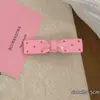 Horquillas Lote de Un Yuan Artículos de Puesto Callejero Accesorios para el Cabello Juego Completo Empaque Dibujos Animados Accesorios de Doble Cara Pinzas Pequeñas Accesorios para el Cabello de Niños Venta al por Mayor
