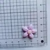 Acessórios de resina de florzinha clássica versátil de desenho animado material para DIY cola de creme capa de celular acessórios para grampo de cabelo de chapéu