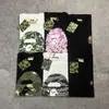 Camiseta unisex de manga curta da marca tendência BAPE, co-branded com design de camuflagem de cabeça de macaco, caimento solto de alta qualidade