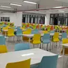 Mesa de Jantar e Cadeiras de Ardósia Retangular Unidade Corporativa Funcionário da Empresa Quatro Pessoas Restaurante de Fast Food Cantina Dividida Mesa de Jantar