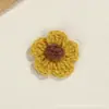 Flores pequeñas de hilo tejidas a mano flores tejidas lindas accesorios para el cabello DIY broches zapatos calcetines ropa accesorios decorativos