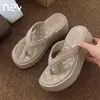 Nuevas Chanclas de Verano 2026 para Mujer para Uso en Exteriores, Simples y Versátiles, de Suela Gruesa, que Aumentan la Altura, Antideslizantes, Sandalias de Playa