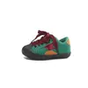 Zapatillas de concha para niños estilo coreano con estrella, nuevos zapatos casuales de moda otoño 2026 para niñas, zapatillas deportivas para niños