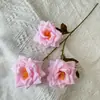 Fornecedor Fabrica Flores Artificiais de Rosa com 3 Cabeças para Decoração de Casa, Pequenos Buquês de Rosas Artificiais Atacado