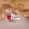 Joyería Artística de Plata Vintage Plata S925 Plata Tailandesa Artesanía Fina Anillo de Corindón Rojo para Mujer Anillo de Estilo Antiguo
