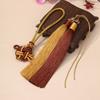 Colgante de bolso de coche con combinación de borlas de dos colores y nudo auspicioso, joyería antigua hecha a mano, adorno colgante con borlas para la oreja