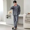 Conjunto de pijama de seda y cachemira para hombre de otoño e invierno, cárdigan casual de estilo coreano abierto para estar en casa, adecuado para usar tanto en interiores como en exteriores, manga larga y pantalón largo