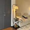 Lámpara de pie para sala de estar estilo vintage, mesita auxiliar pequeña con estante de almacenamiento junto al sofá, mesita de noche estilo francés para dormitorio con lámpara de mesa integrada